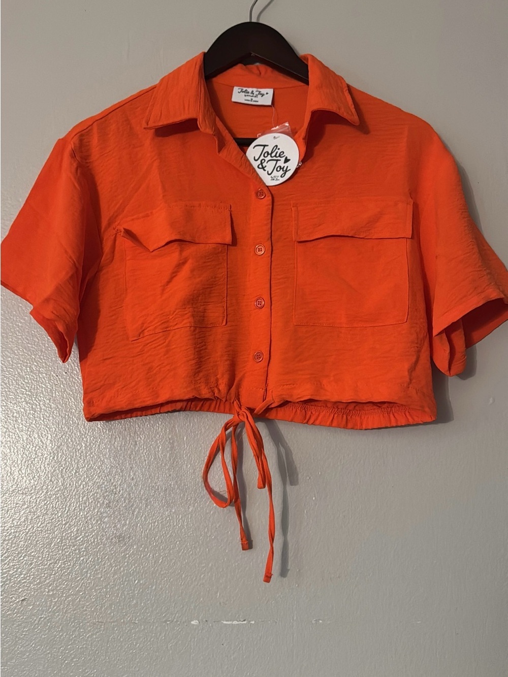 Jolie & Joy Orange Cropped Tie-Front Button Shirt
